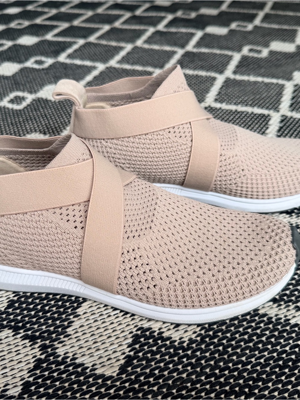 Eileen Fisher Knit Slip-On Sneakers in Blush and White
